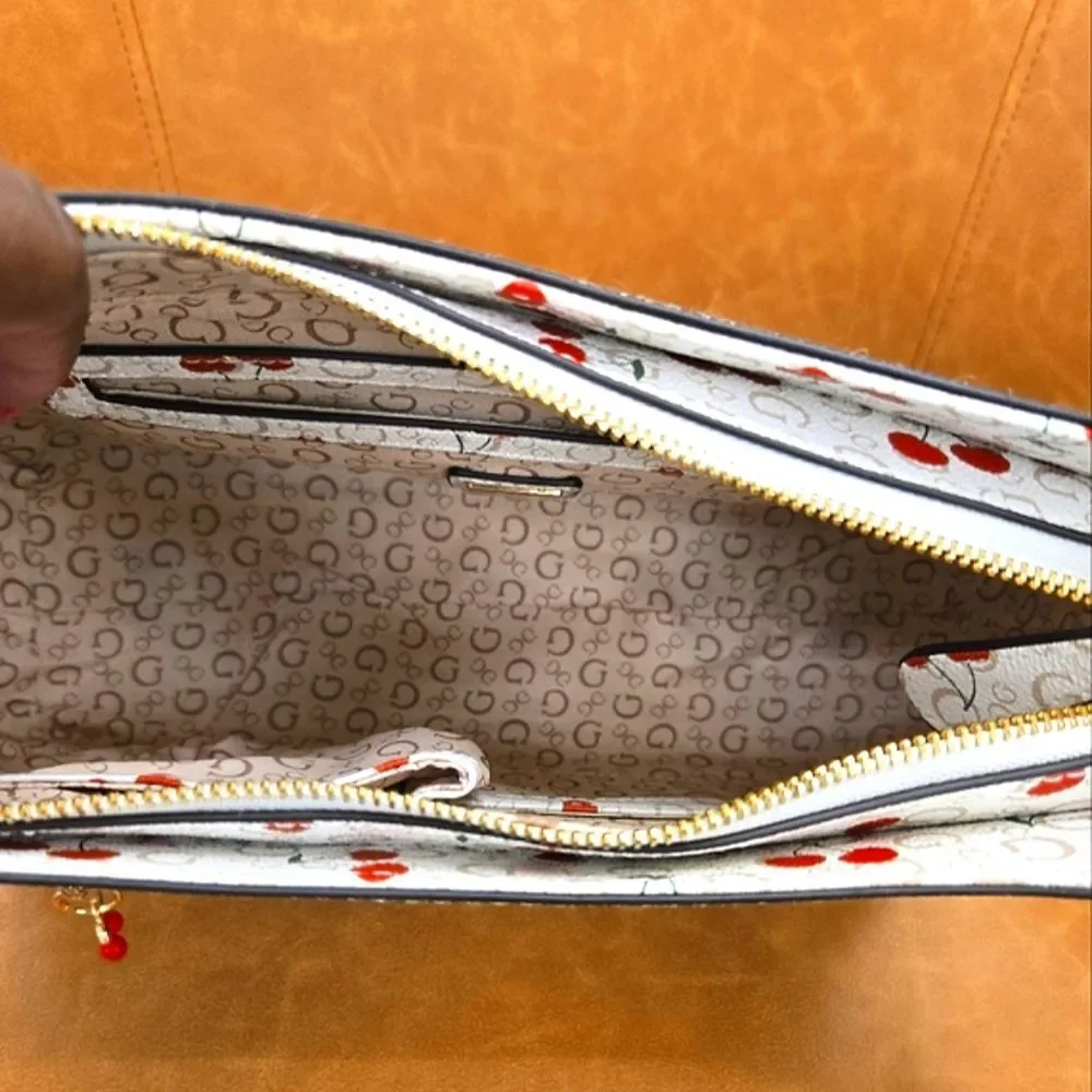 NEW Guess Cherry Shoulder Handbag - Picture 5 of 5